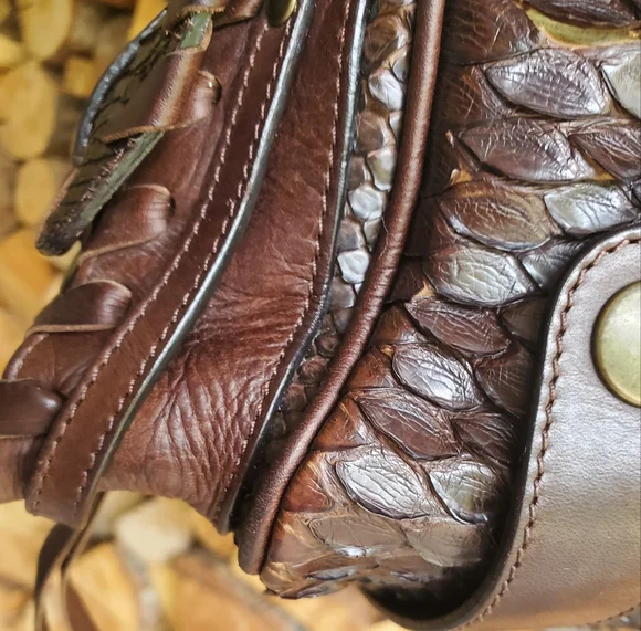 Chloe Textured Brown Shoulder Bag with Gold Accents - Picture 13 of 15